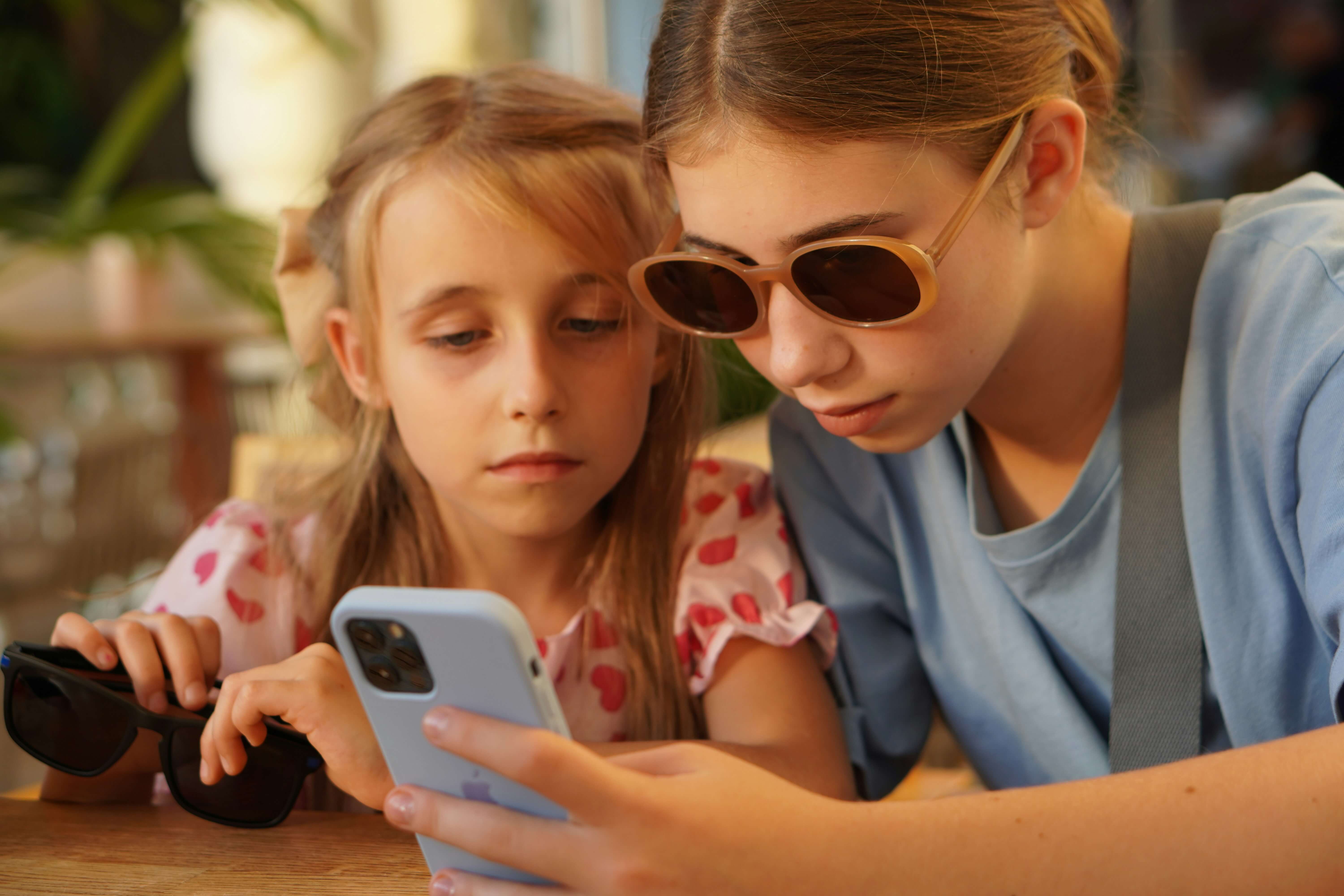 How to Set Clear Rules for Kids Using Social Media